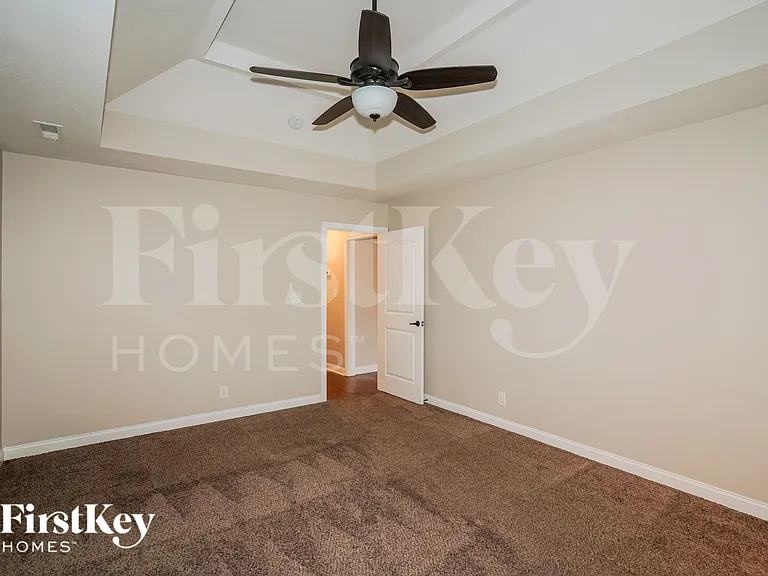 2060 Jackie Lorraine Dr — Photo 9