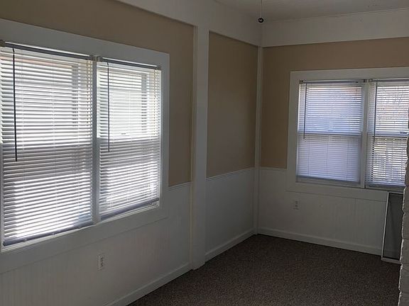 4th image of 410 Logan St