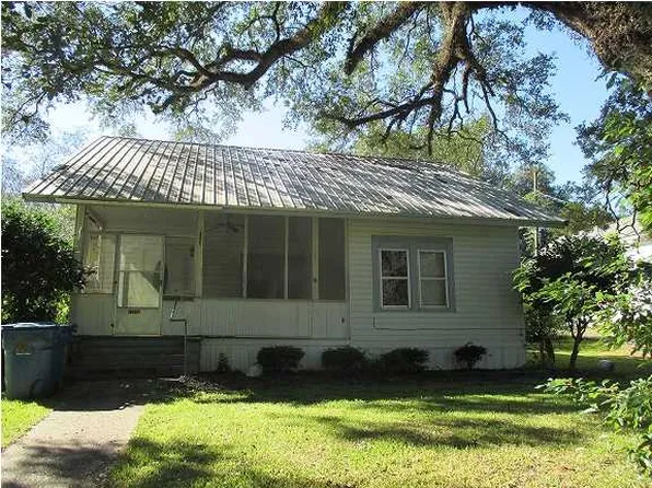 19305 1st St, Citronelle, AL 36522