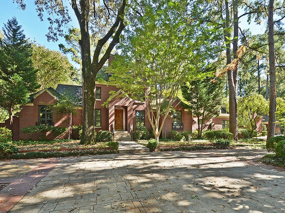 1st image of 532 W Clover Dr