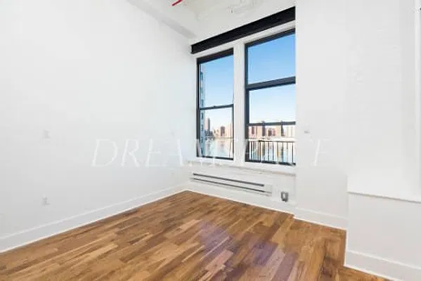 Rented by Dream Space Realty | media 27