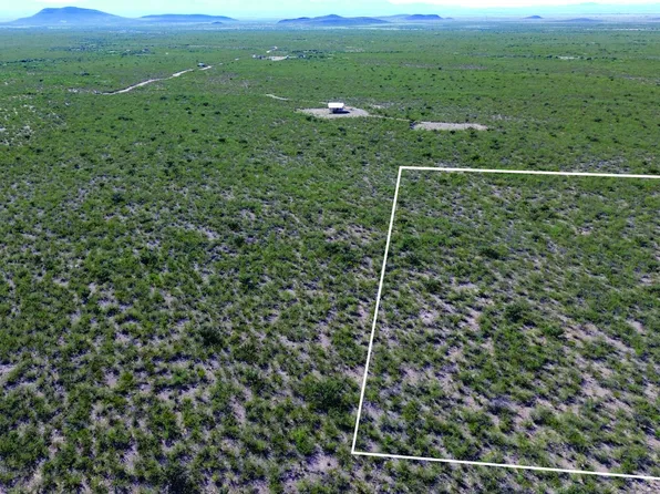 La Deffensa Rd #167, Douglas, AZ 85607