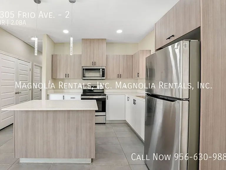 3305 Frio Ave #2 — Photo 4