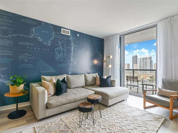 2602 E Hallandale Beach Blvd, Hallandale, FL