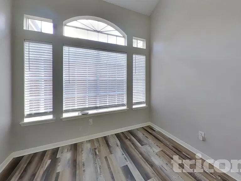 7114 River Garden Dr — Photo 14