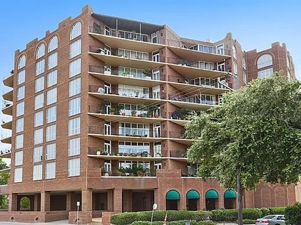 170 Walnut St APT 8C, New Orleans, LA 70118