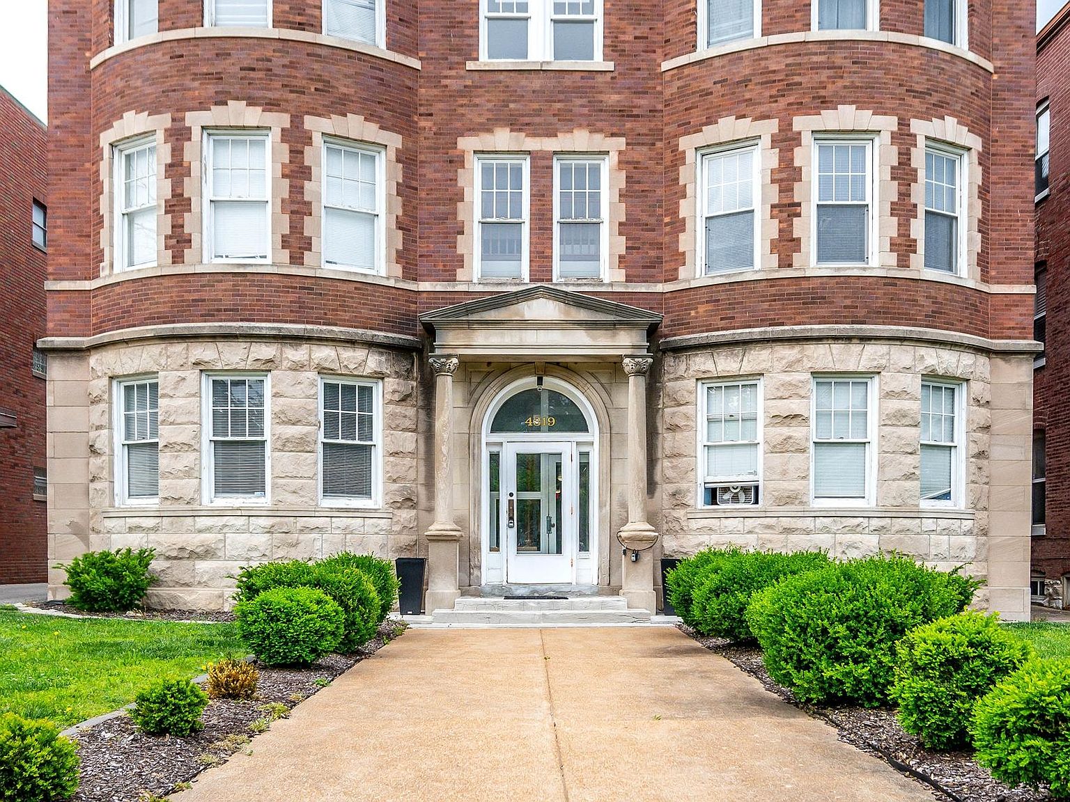 4319 Lindell Blvd, Saint Louis, MO 63108 Zillow