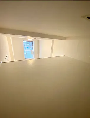 Rented by Bond New York | media 21