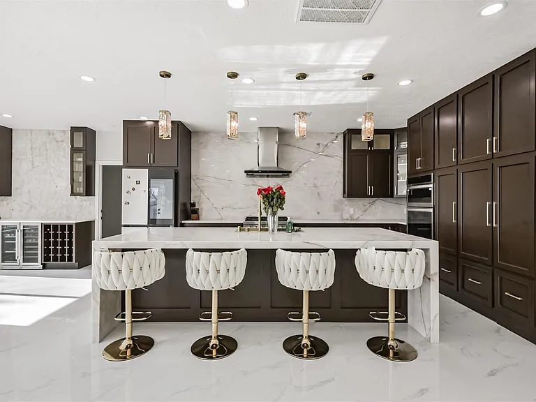 2315 Bending Spring Dr — Photo 1