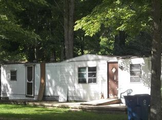 1140 Walnut Rd, Beaverton, MI 48612