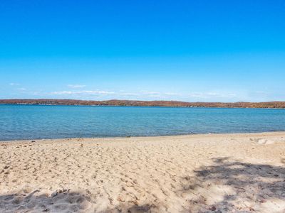 N Stony Point Rd, Suttons Bay, MI, 49682