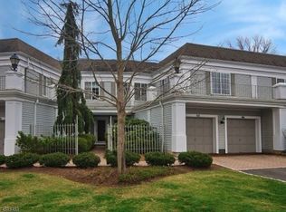 231 Riveredge Dr, Chatham, NJ 07928