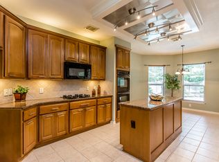 3 Bluff Creek Pl, Spring, TX 77382