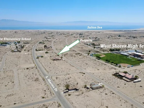 2427 Shore Life Ave, Thermal, CA 92274