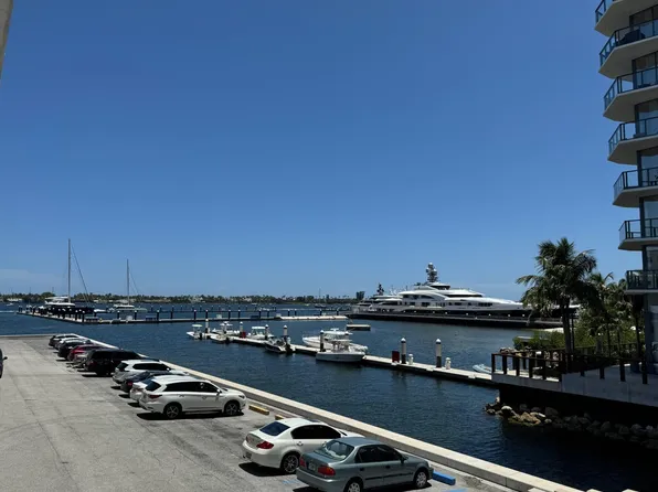 4500 N Flagler Drive #D7, West Palm Beach, FL 33407