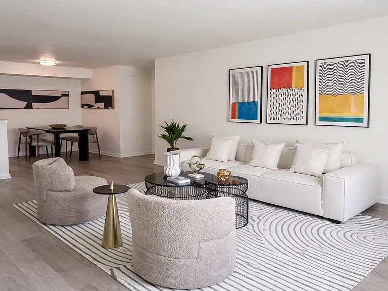 150 Tiger Lily Dr — Photo 2
