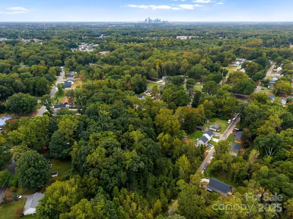 5924 Torrence St #22, Charlotte, NC 28269