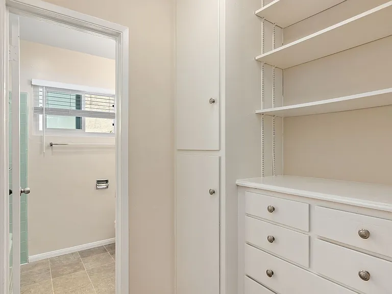 3525 Reynard Way — Photo 8