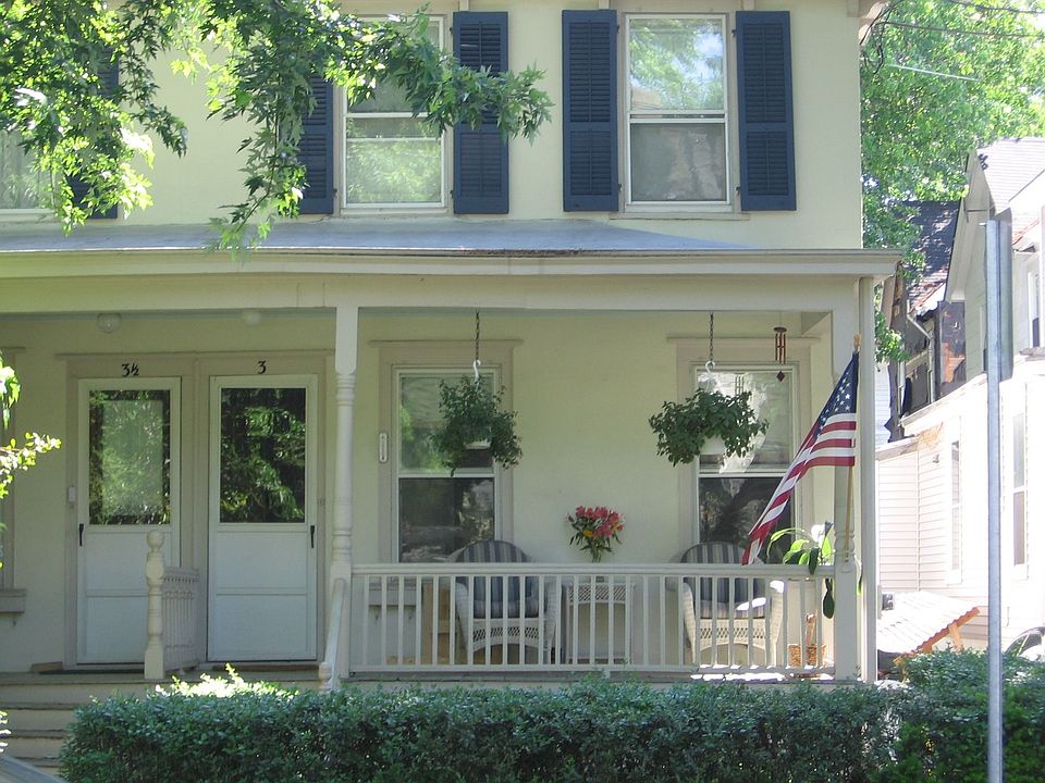 view of front