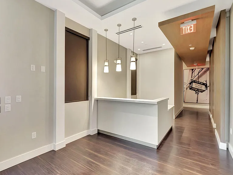 6038 Lasalle Rd — Photo 63
