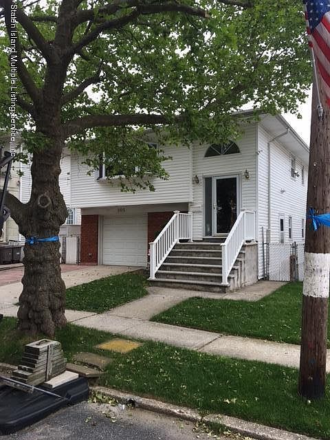 1st image of 205 Maybury Ave