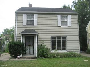 19512 Milan Dr, Maple Heights, OH