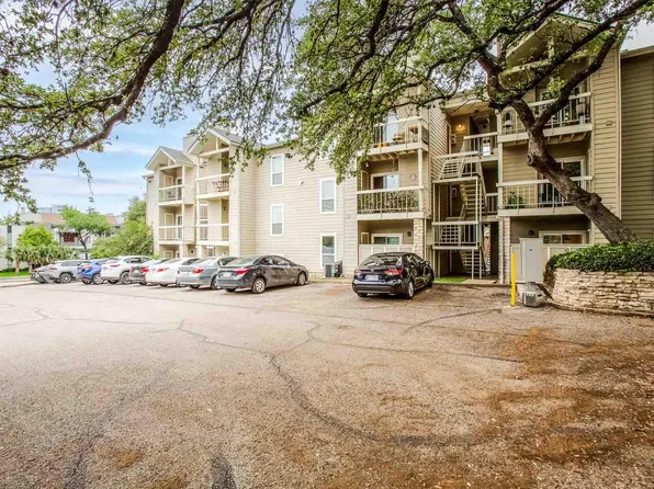 114 E 31st St APT 207, Austin, TX 78705