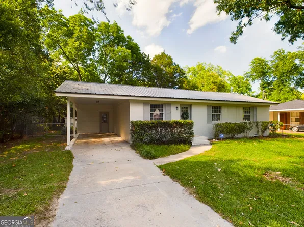 102 Susan Dr, Warner Robins, GA 31093