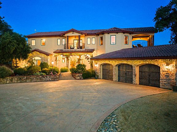 3rd image of 10000 Quail Hill Dr