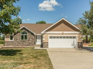 8272 NE 38th Ave, Altoona, IA 50009