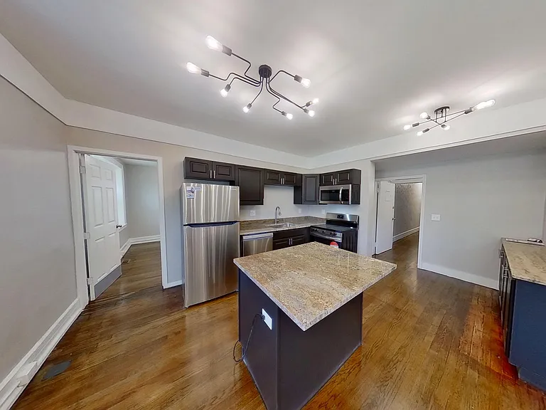 1084 Van Dyke St #102 — Photo 4