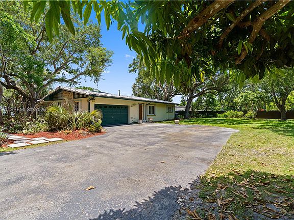 4th image of 15200 SW 88th Ave