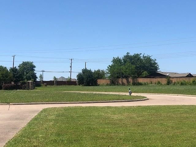 2nd image of 2501 Running Ranch Pl