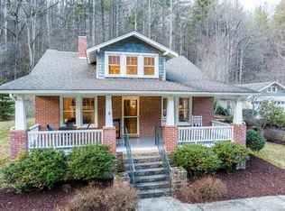 23 Stonehaven Dr, Cullowhee, NC 28723