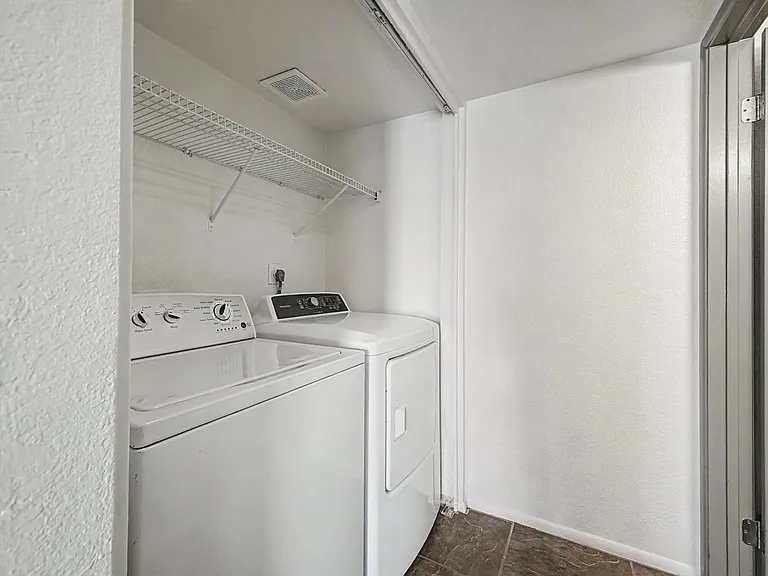 154 W 5th St #222 — Photo 24