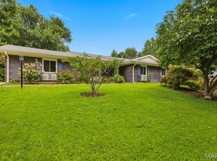113 High Valley Dr, Chesterfield, MO 63017
