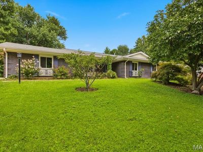 113 High Valley Dr, Chesterfield, MO, 63017