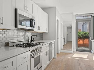 199 Bowery APT 2C, New York, NY, 10002