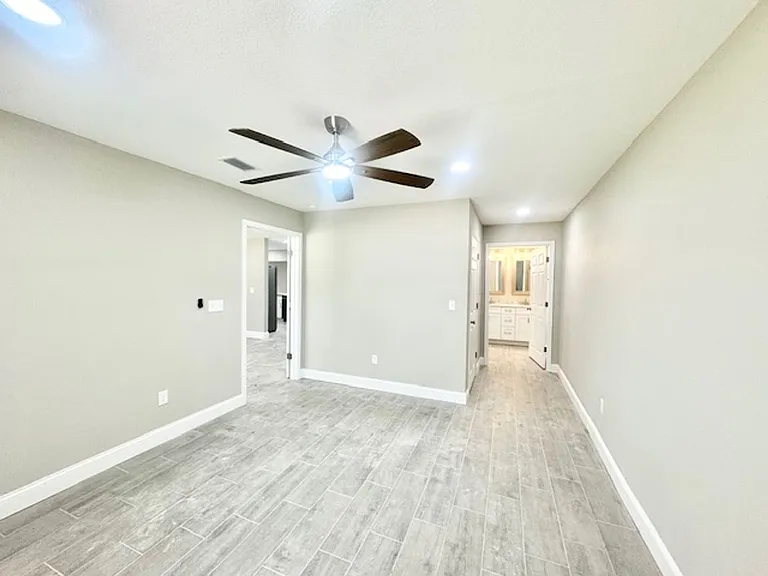 329 Edge Ave — Photo 9