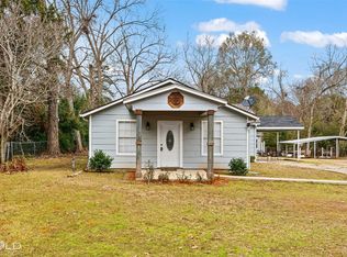 180 Greentree St, Doyline, LA 71023