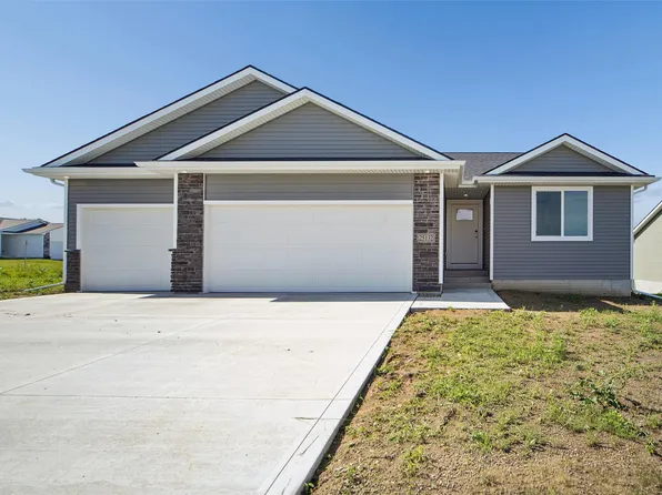 25132 Bluebird Cir, Adel, IA 50003