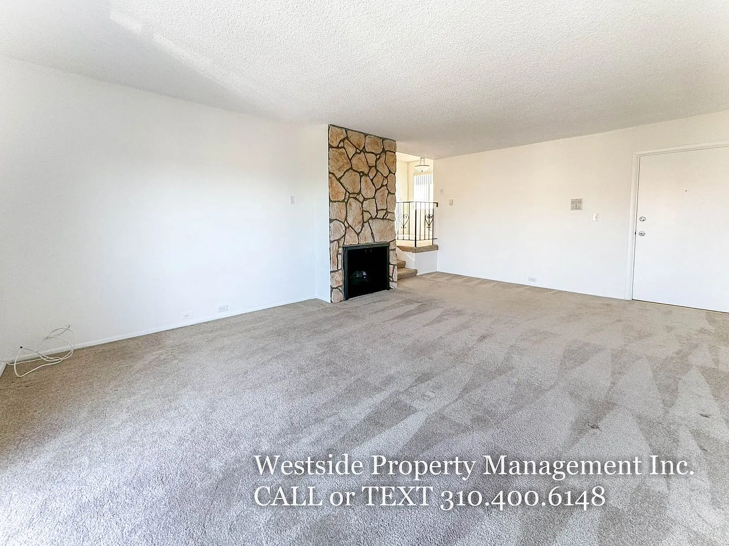 Mar Vista Upper 1Bd/1BA W/Balcony! — Photo 3