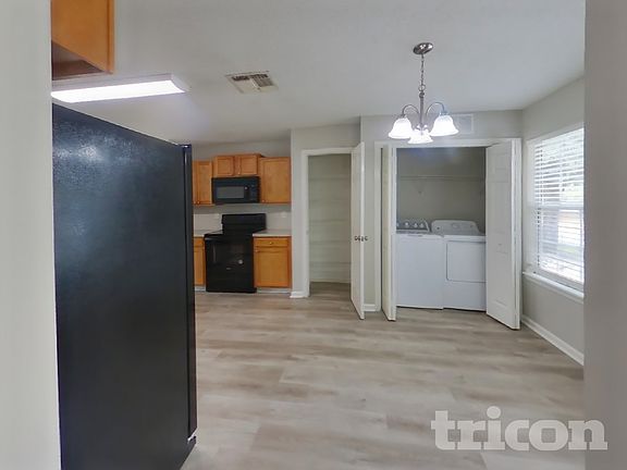4th image of 3784 Lauren Crest Ct