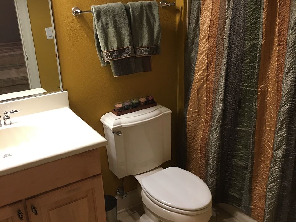 2nd image of 13846 Atlantic Blvd APT 815