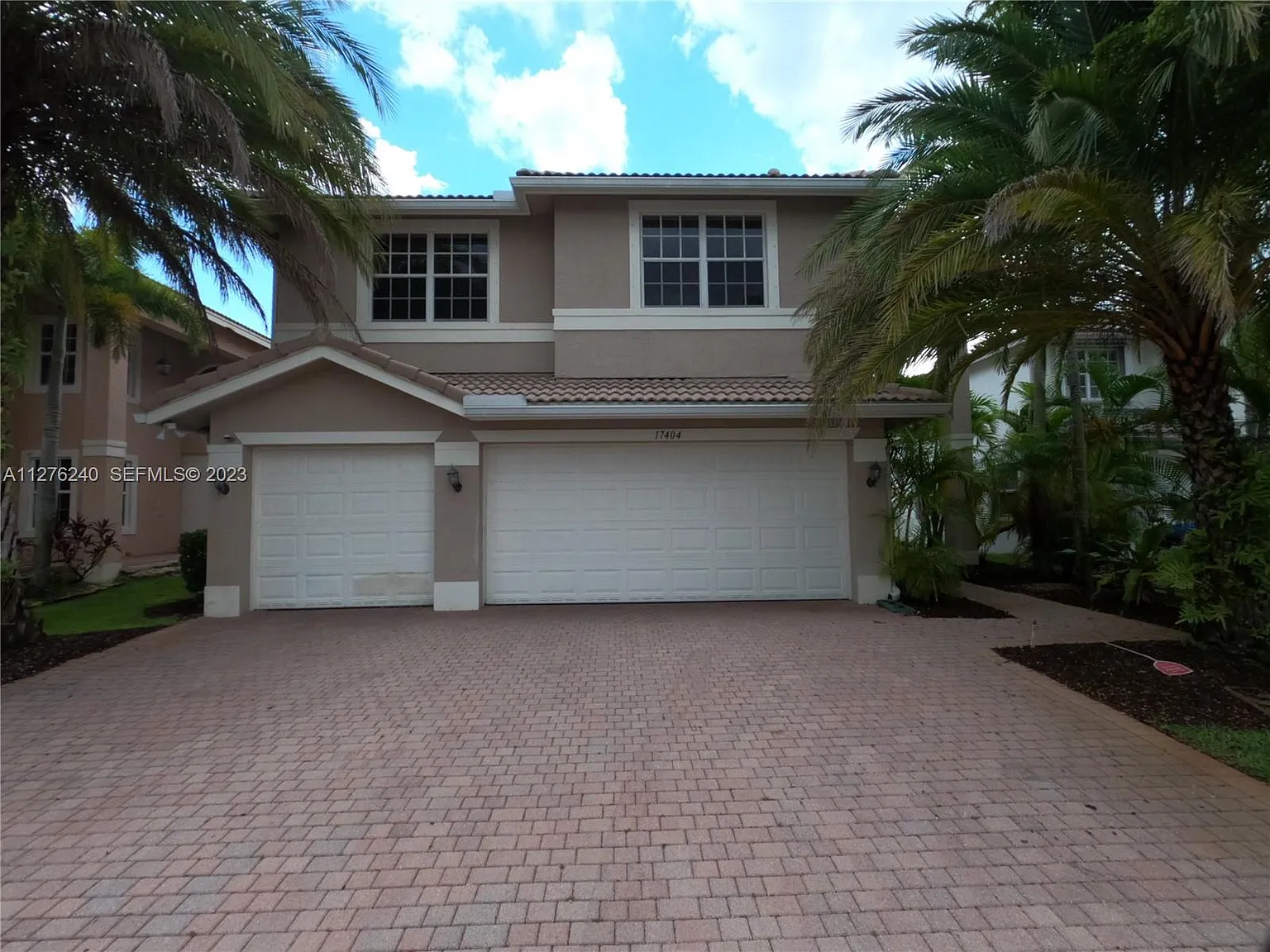 5 bed, 3595 sqft, $6,500 — Photo 2
