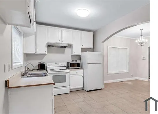 3 bed, 1584 sqft, $2,850 — Photo 3