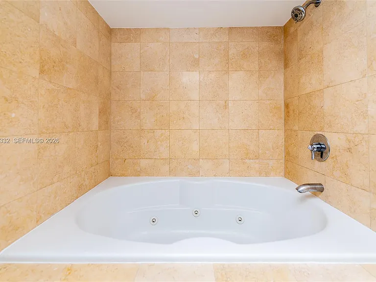 1830 S Ocean Dr #2907 — Photo 17