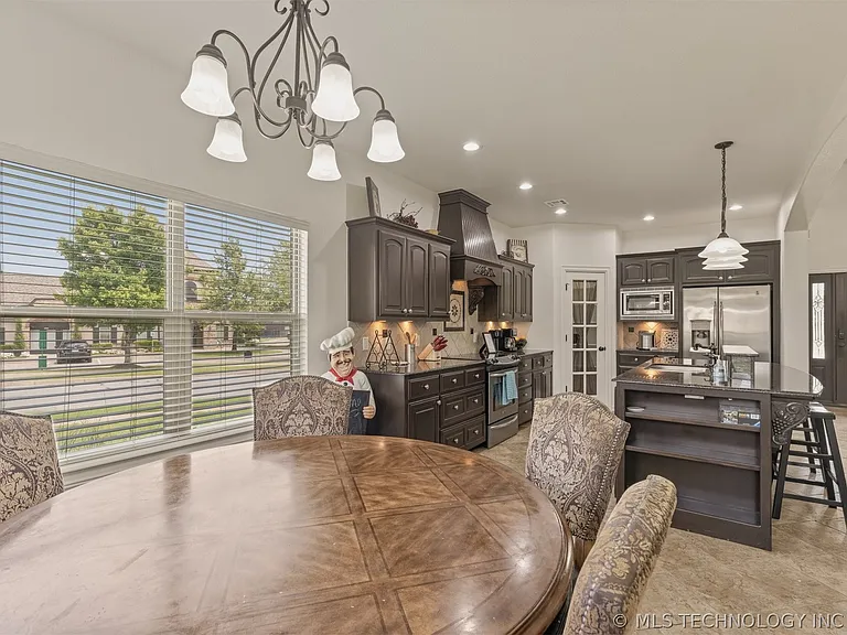 4902 S 165th East Ave — Photo 23
