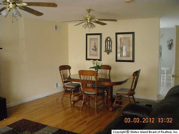 3rd image of 61 Tarlton St
