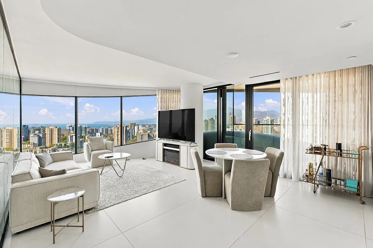2 bed, 1181 sqft, $5,400 — Photo 1